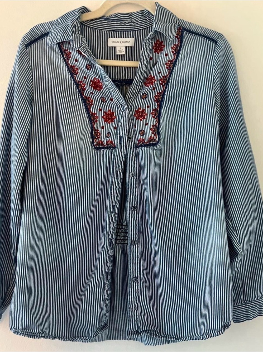 Vintage America floral embroidered western cowgirl button down shirt small